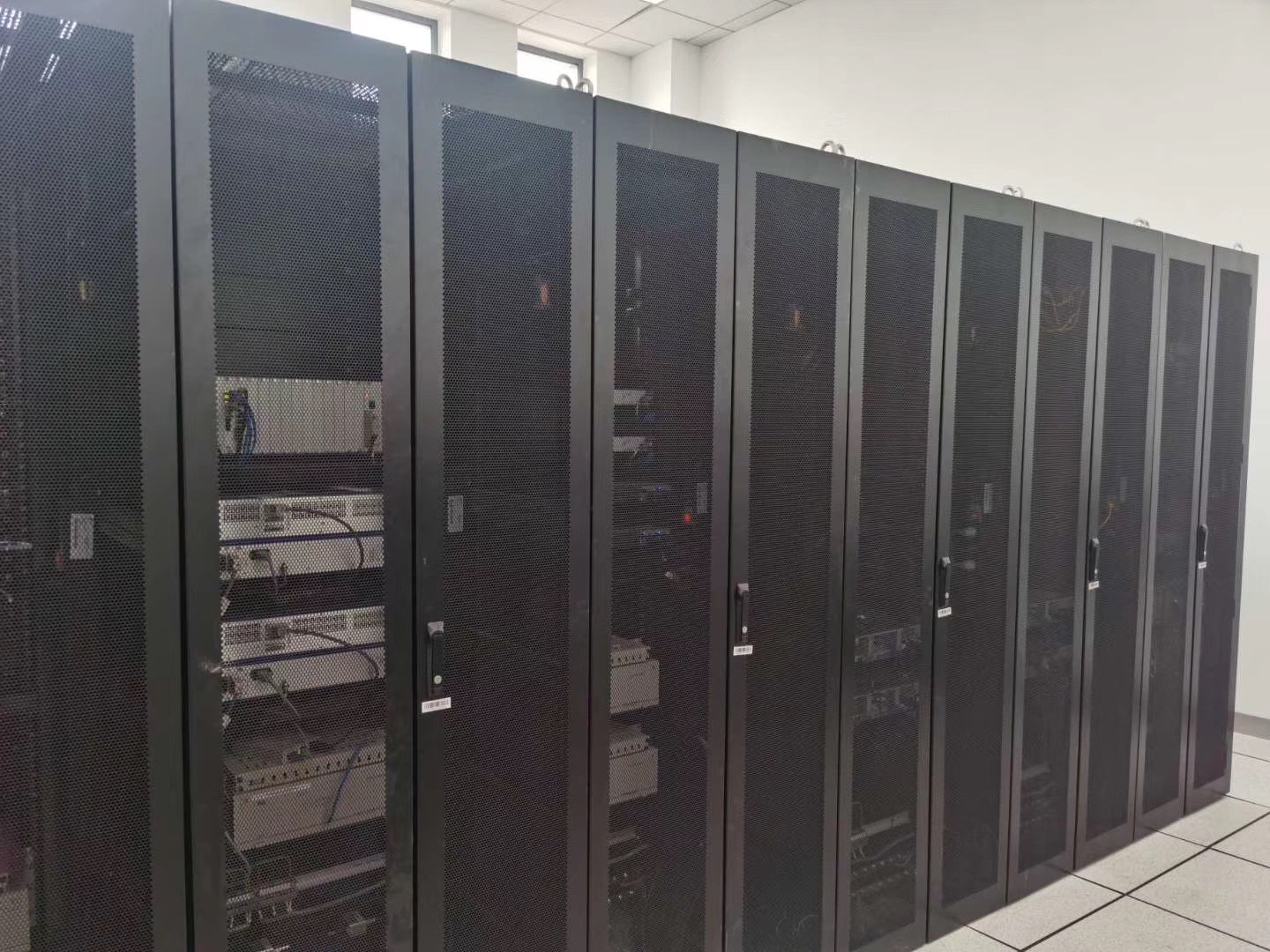 精密空調 精密空調